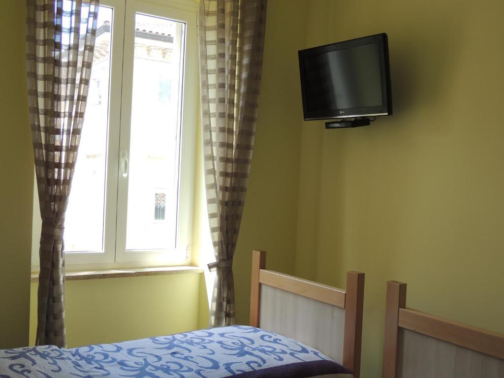 Hostel Rijeka Zewnętrze zdjęcie